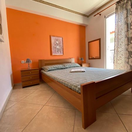 Roula Apartment Néoi Póroi Eksteriør billede